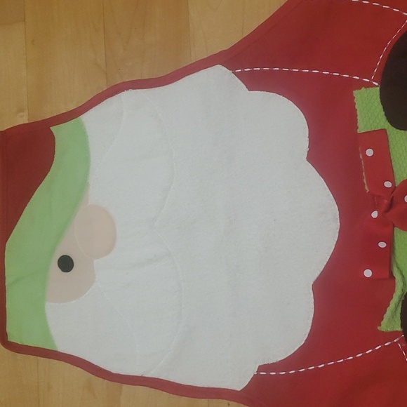 NWOT Santa Holiday Apron - Picture 2 of 5